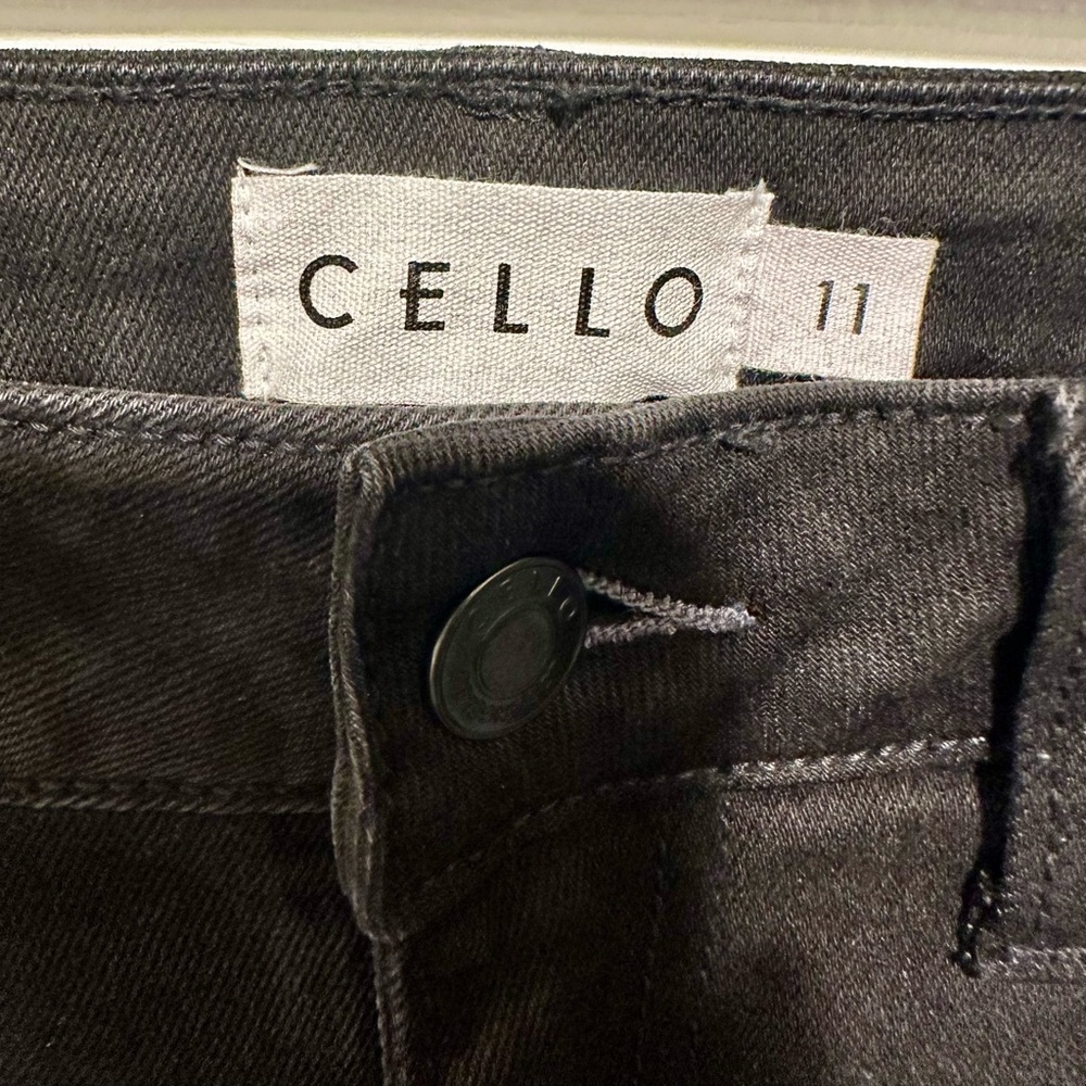 Cello - Black Bell Bottom High Rise Jeans - NWOT! - Picture 8 of 9